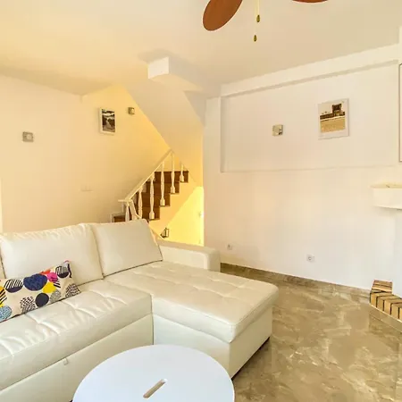 Shradhala V4 Marina By Hsrentals Casa vacanze