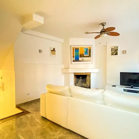 Shradhala V4 Marina By Hsrentals